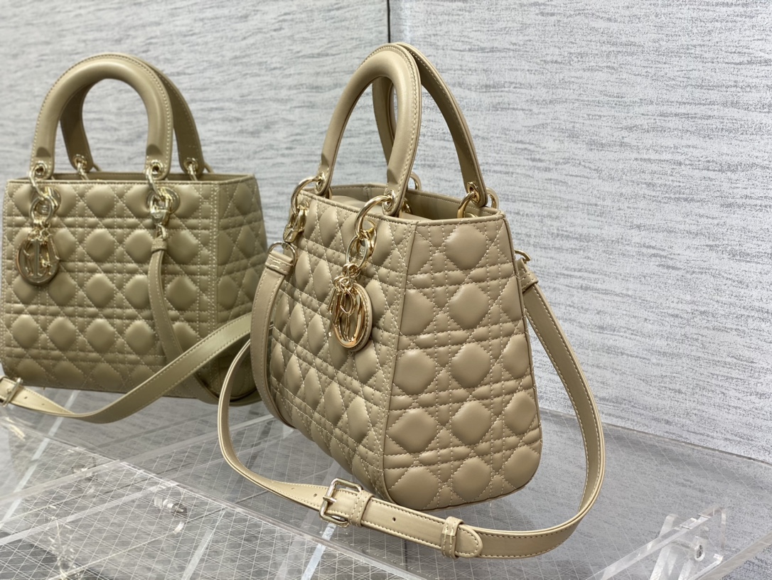 Medium Lady Dior Bag Sand-Colored Cannage Lambskin